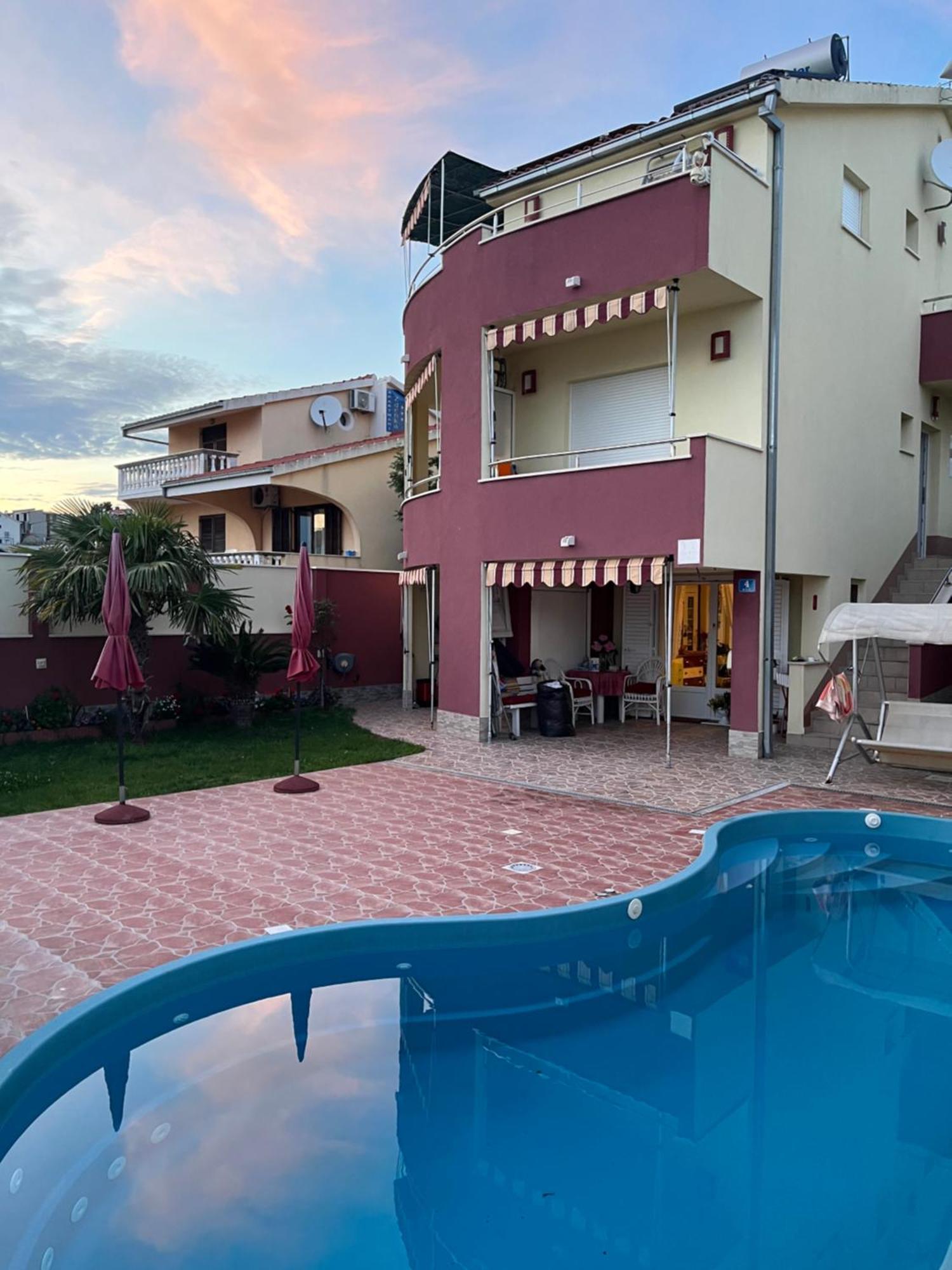 Apartments Villa Stella Maris Рогозница Экстерьер фото