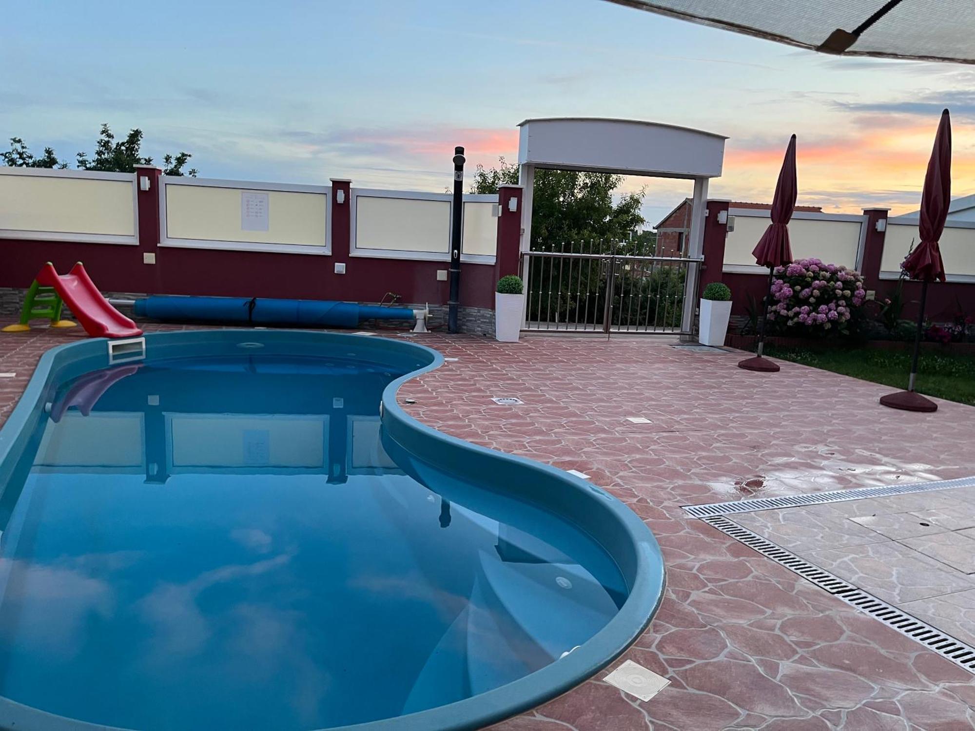 Apartments Villa Stella Maris Рогозница Экстерьер фото